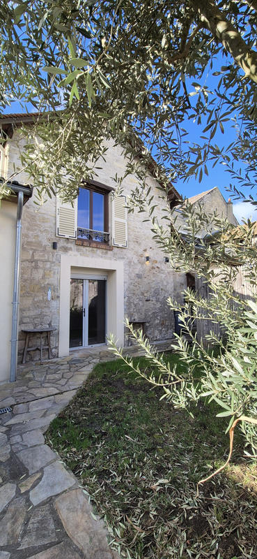 Maison de village - 100 m² - 4 pièces