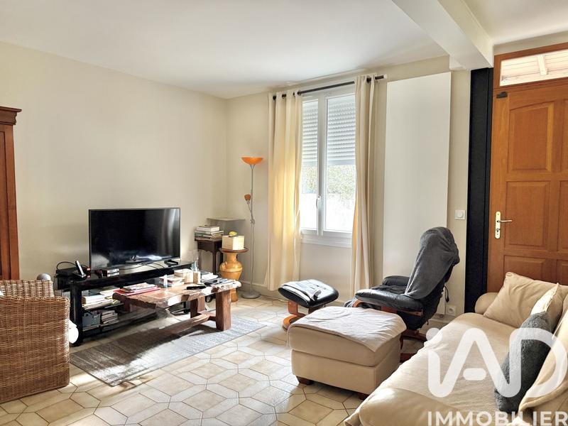 Maison - 121 m² - 5 pièces