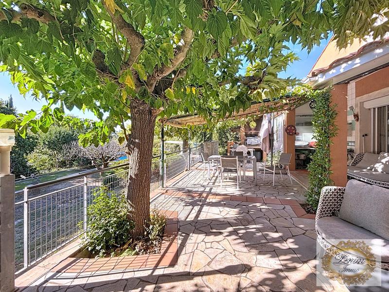 Villa - 183 m² - 7 pièces