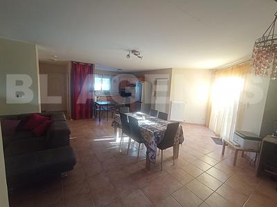 Maison - 96 m² - 4 pièces