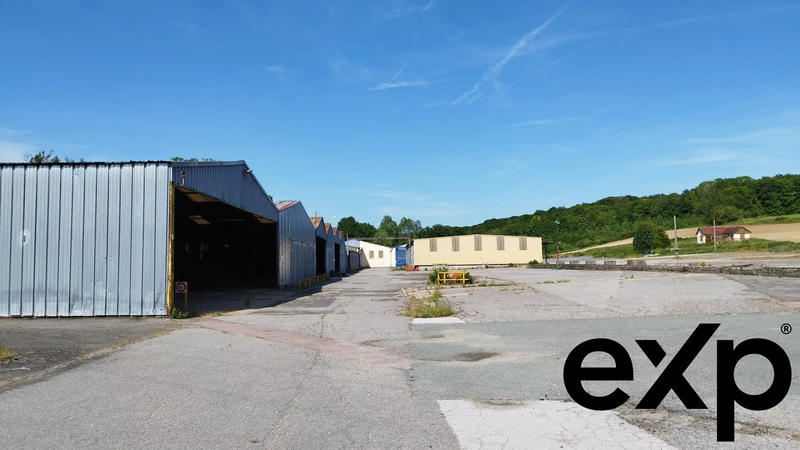 Entrepôt - 4 600 m²