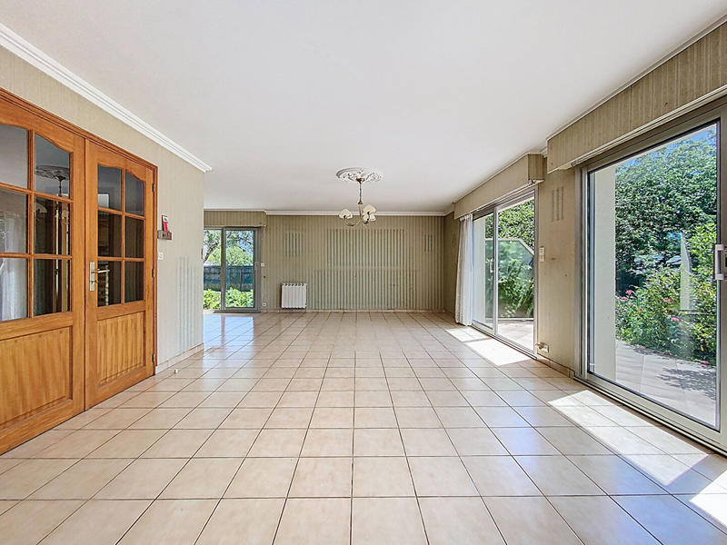 Maison - 143 m² - 5 pièces