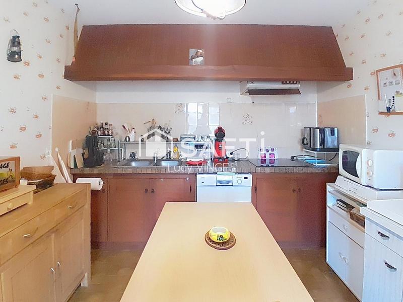 Maison de village - 125 m² - 6 pièces