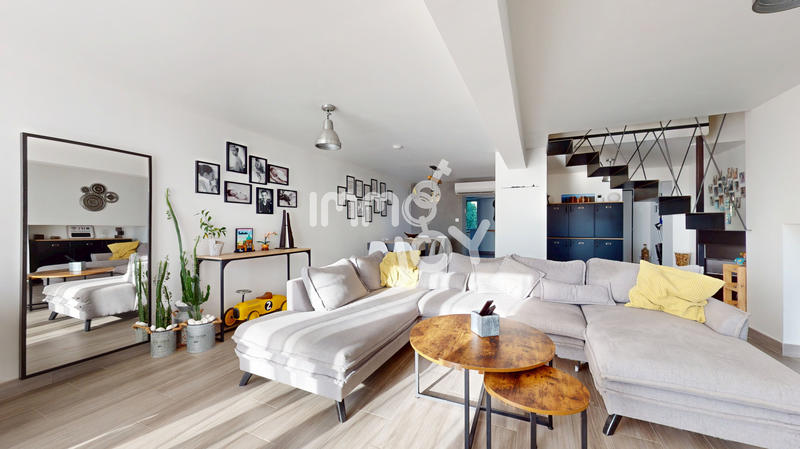 Maison - 133 m² - 6 pièces