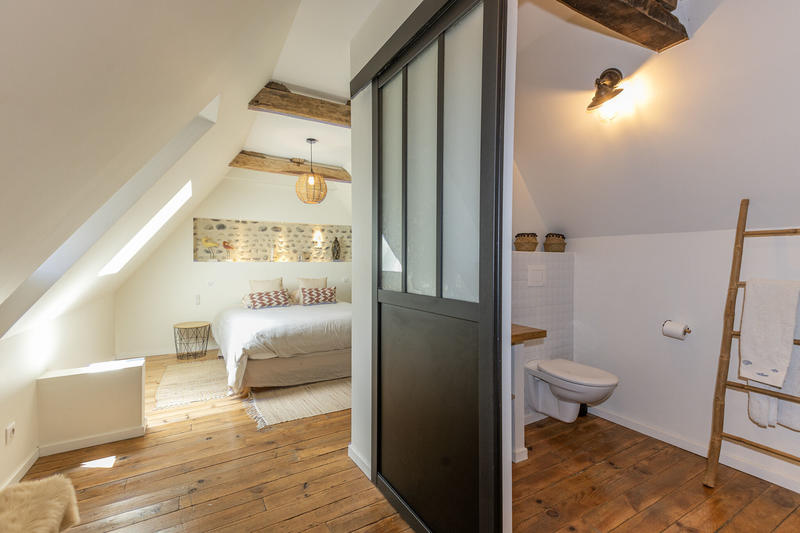 Maison - 300 m² - 11 pièces