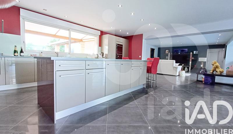 Maison de maîtres - 275 m² - 8 pièces