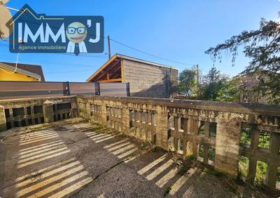 Immeuble - 200 m² - 8 pièces