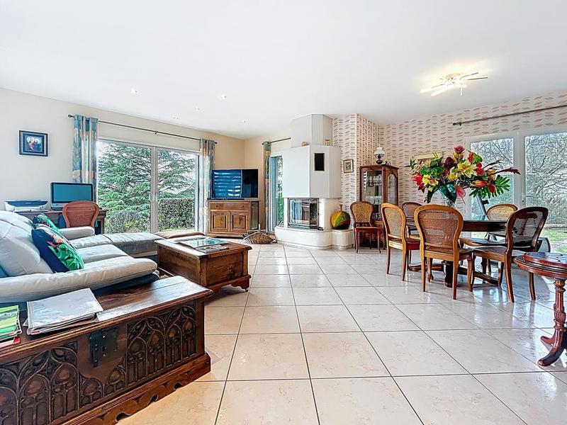 Pavillon - 197 m² - 5 pièces