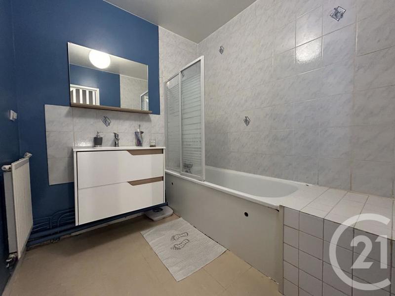 Maison - 76 m² - 4 pièces