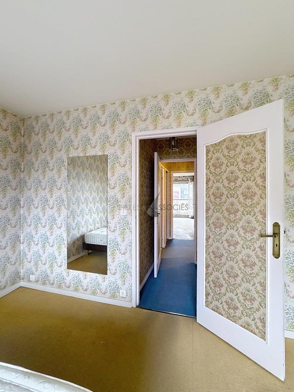 Appartement - 75 m² - 3 pièces