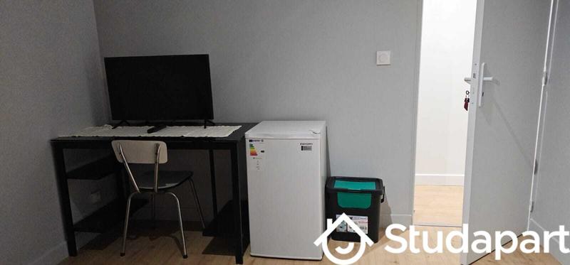 Chambre - 11 m² - 1 pièce