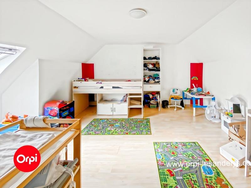 Maison - 115 m² - 6 pièces