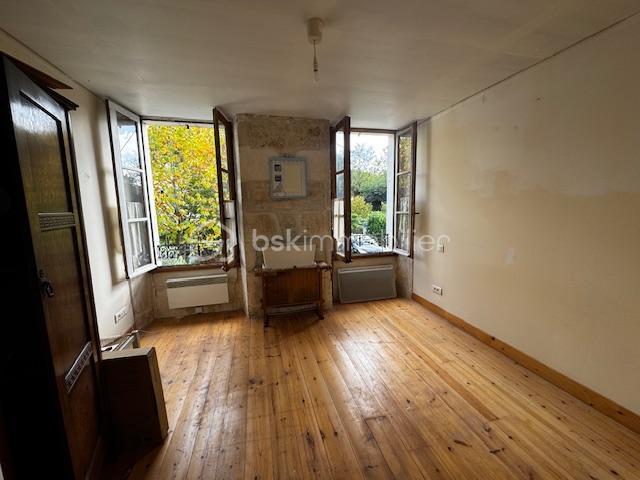 Maison en pierre - 147 m² - 7 pièces