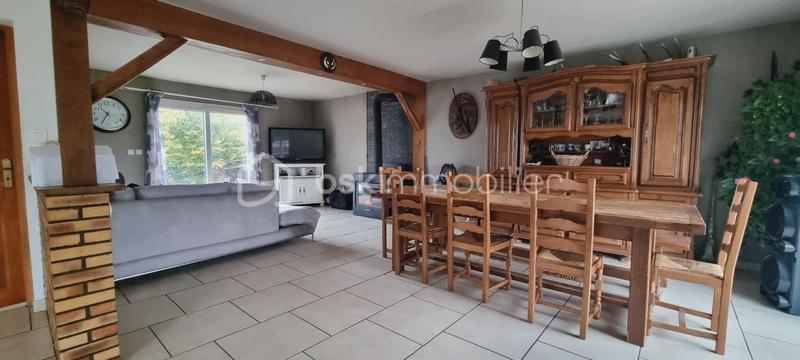 Maison traditionnelle - 137 m² - 5 pièces