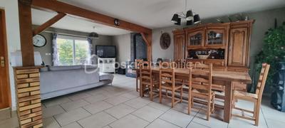 Maison traditionnelle - 137 m² - 5 pièces