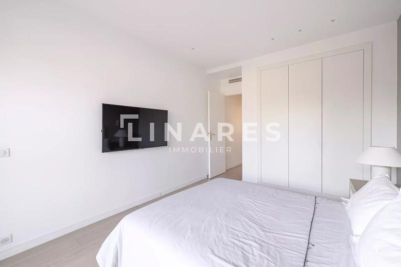 Appartement - 90 m² - 3 pièces