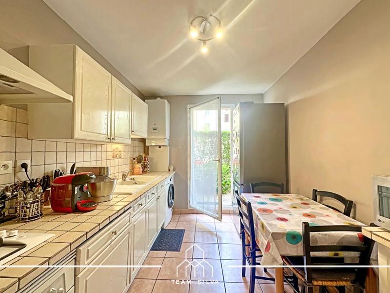 Appartement - 70 m² - 3 pièces