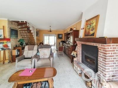 Maison - 137 m² - 6 pièces