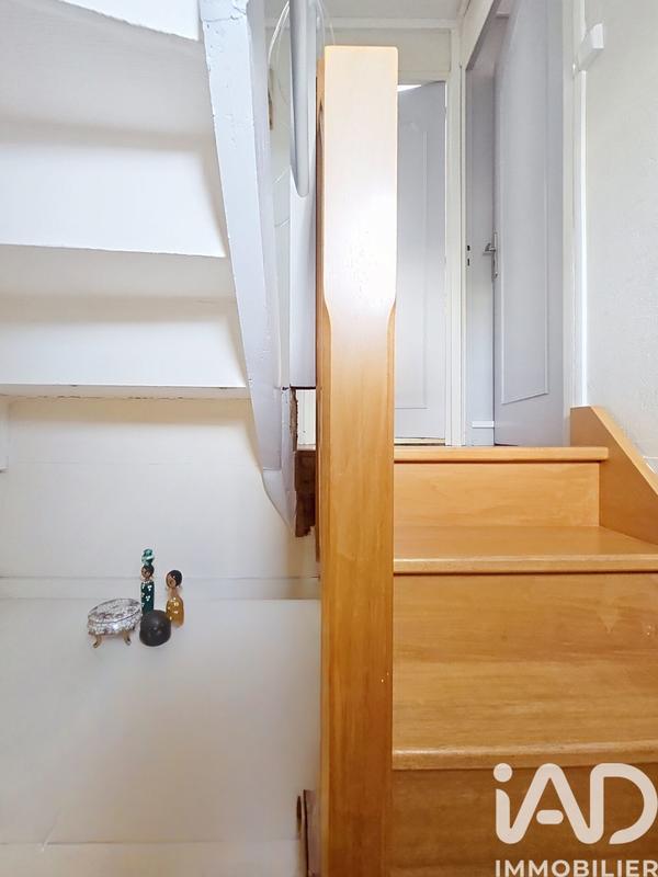 Maison - 148 m² - 9 pièces