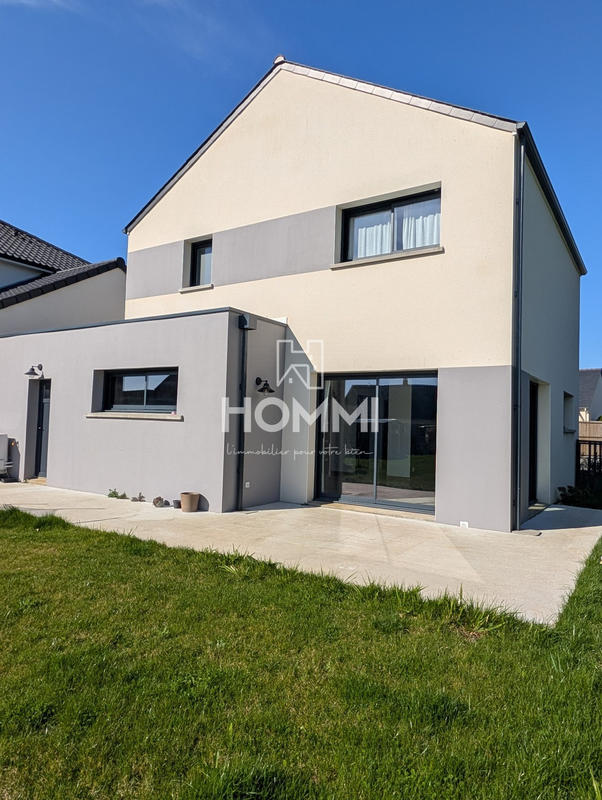 Maison contemporaine - 102 m² - 6 pièces