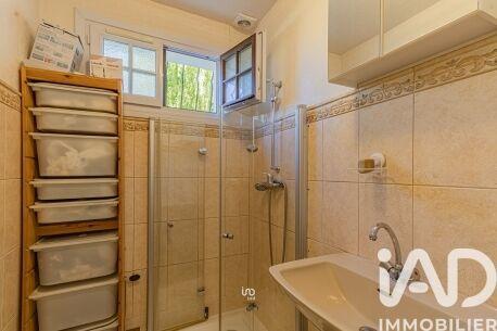 Maison - 185 m² - 8 pièces