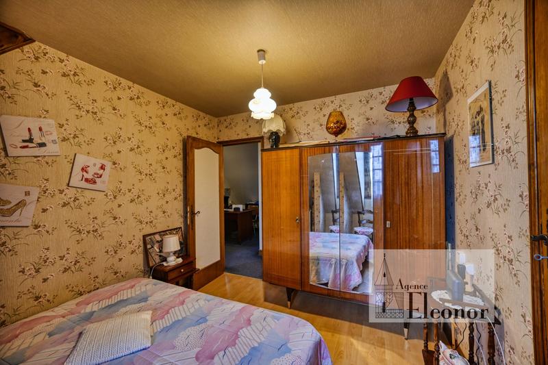 Maison traditionnelle - 154 m² - 6 pièces