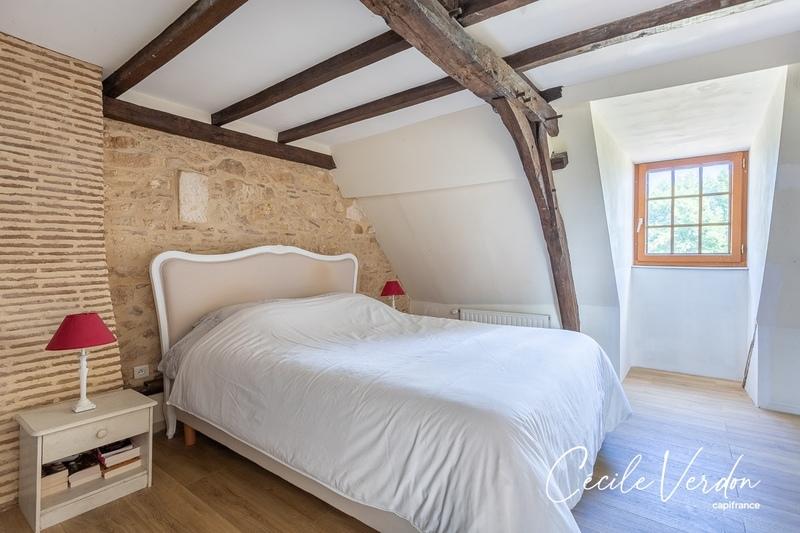 Corps de ferme - 250 m² - 7 pièces