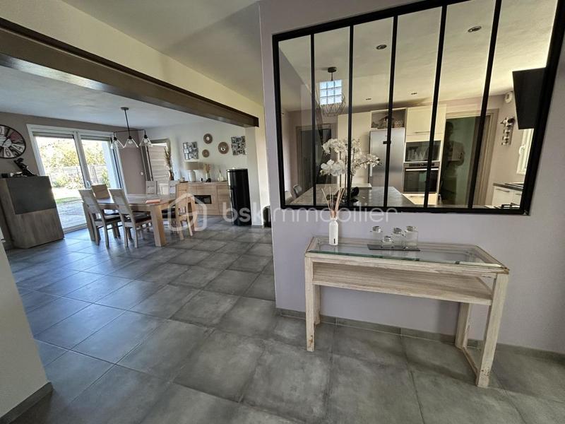 Maison - 206 m² - 8 pièces