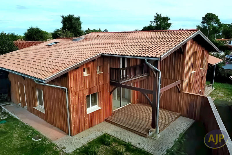 Maison - 141 m² - 6 pièces