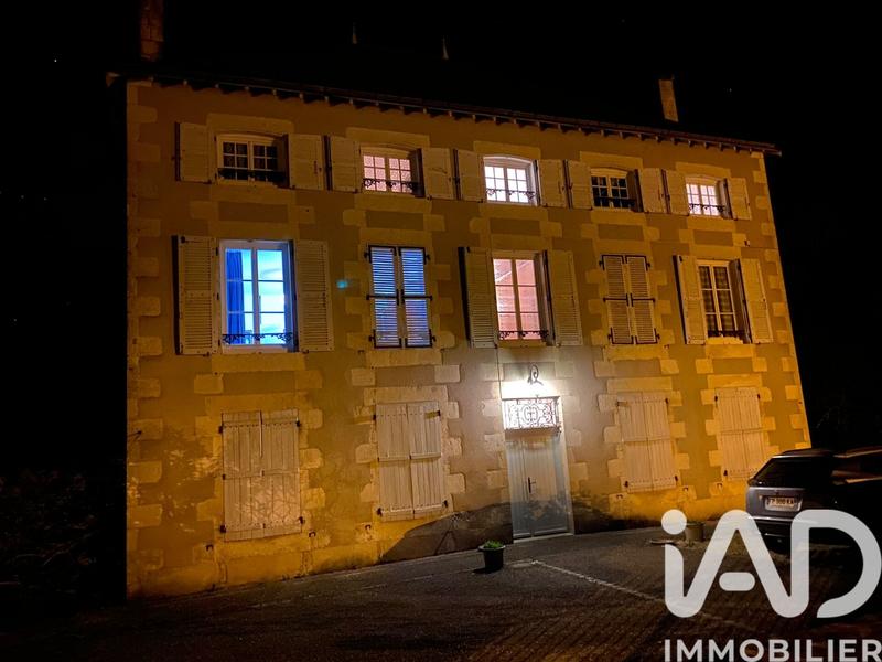 Maison de ville - 384 m² - 15 pièces