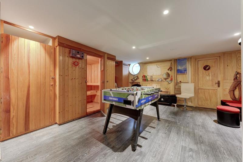 Villa - 332 m² - 6 pièces