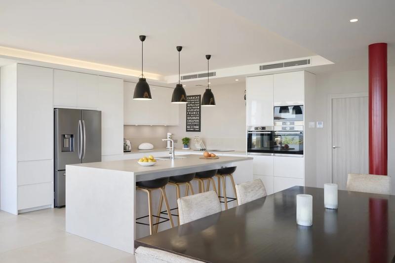 Maison - 540 m² - 12 pièces