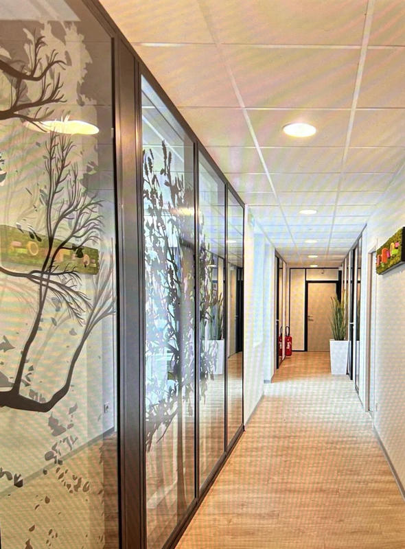 Fonds de commerce - Magasins - 91 m²