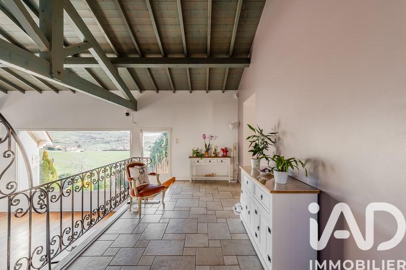 Maison - 175 m² - 6 pièces