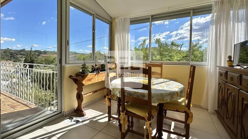 Villa - 195 m² - 8 pièces