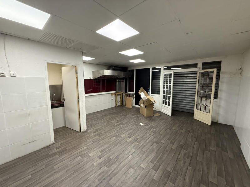 Local commercial - 350 m²