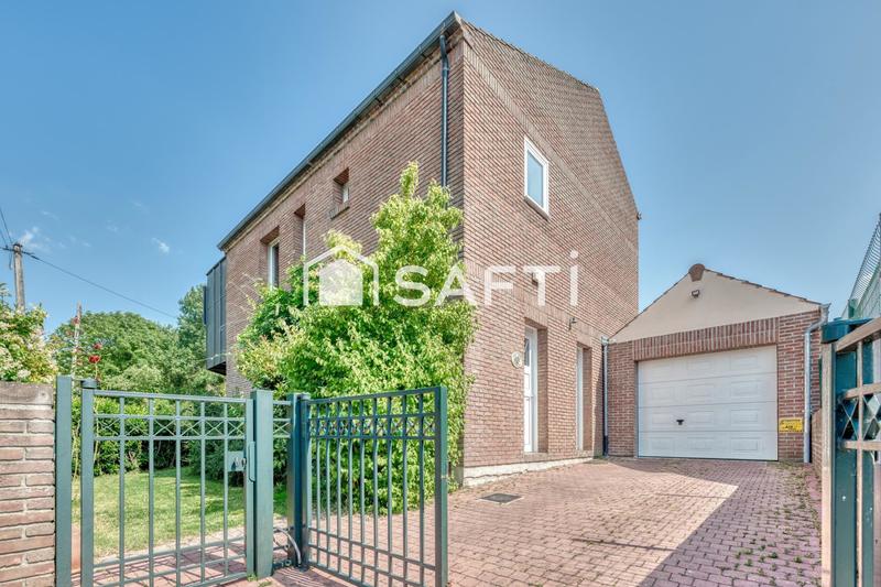 Maison - 204 m² - 7 pièces