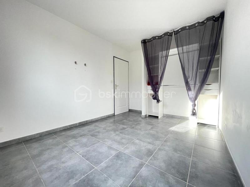 Maison traditionnelle - 83 m² - 4 pièces