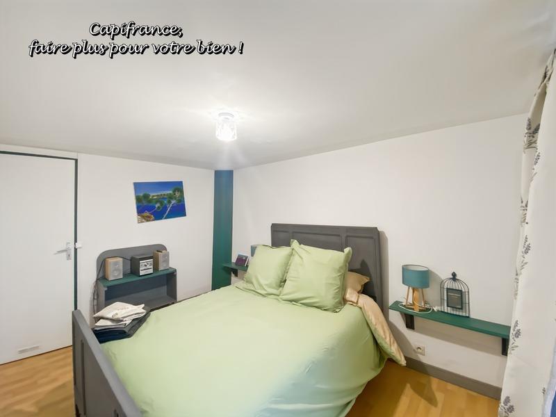 Maison - 244 m² - 10 pièces