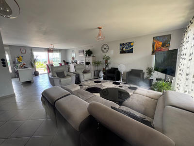 Maison - 130 m² - 5 pièces