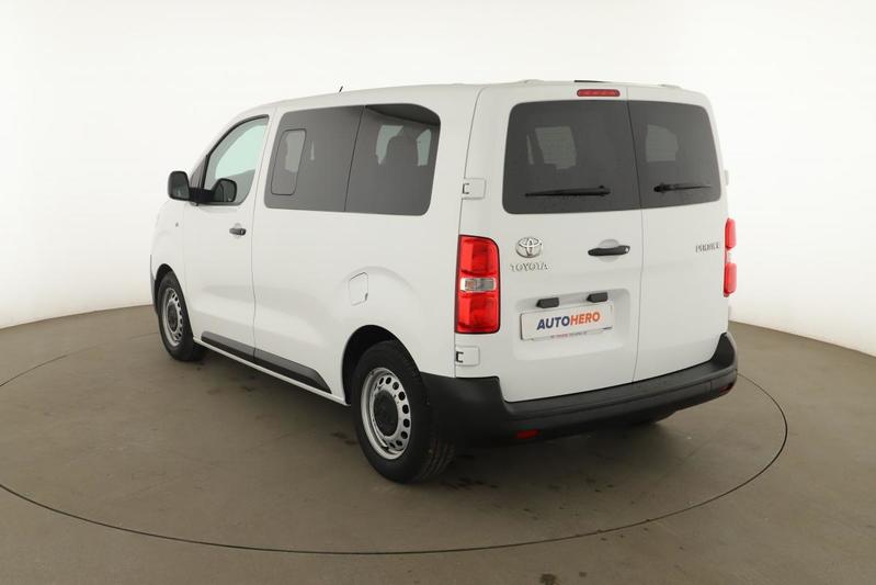Toyota Proace Combi Compact 1.5 d-4d Dynamic 9pl 120 ch