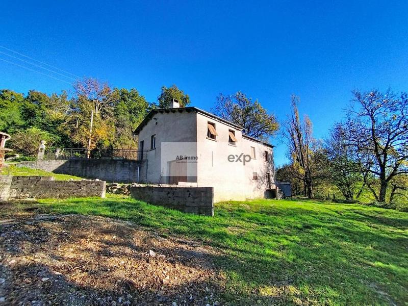 Maison - 98 m² - 5 pièces