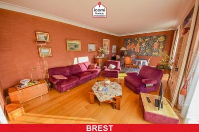 Maison - 148 m² - 7 pièces