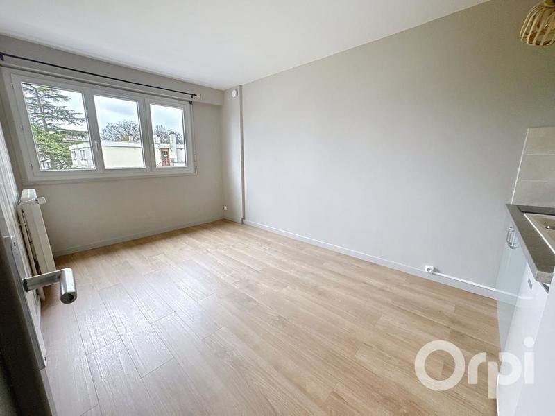 Studio - 18 m² - 1 pièce