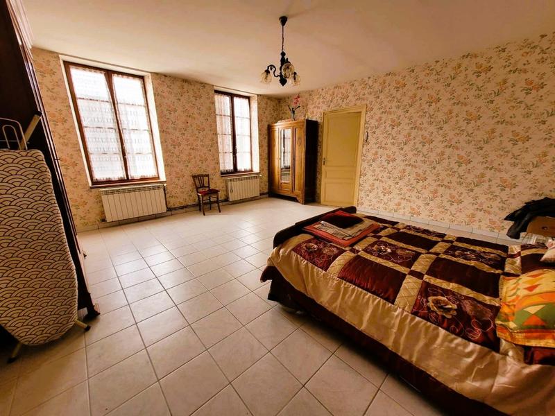 Maison - 183 m² - 4 pièces