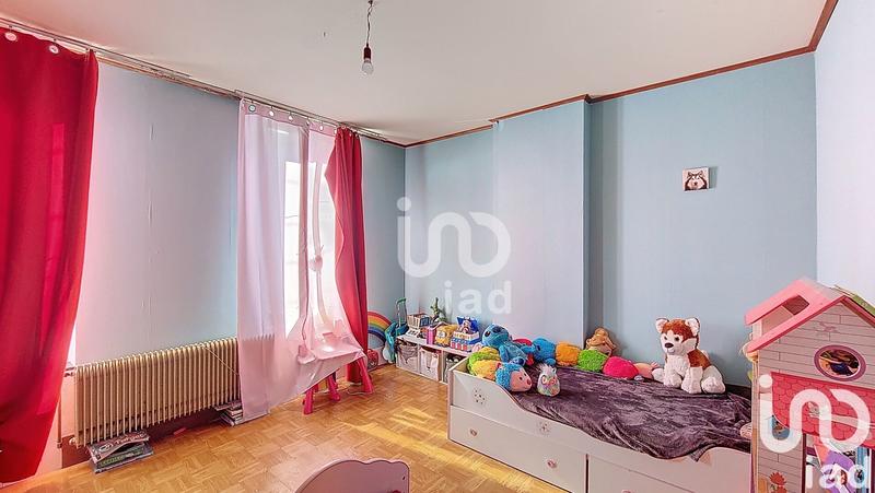 Maison - 141 m² - 8 pièces