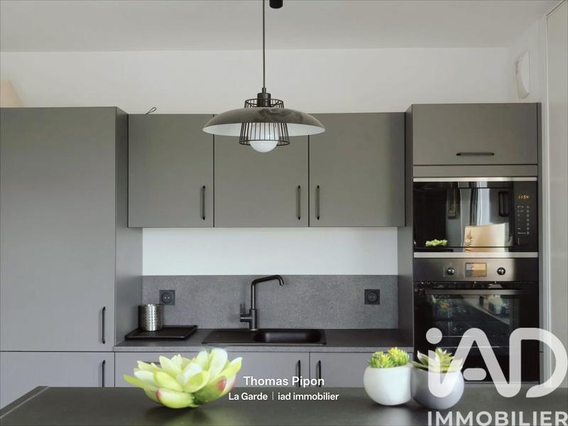 Appartement - 77 m² - 3 pièces