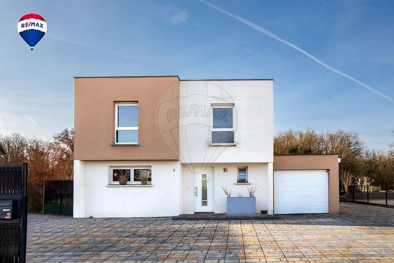 Maison - 164 m² - 7 pièces