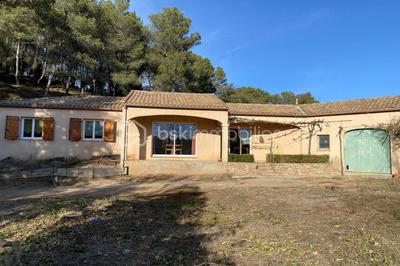 Maison traditionnelle - 100 m² - 4 pièces