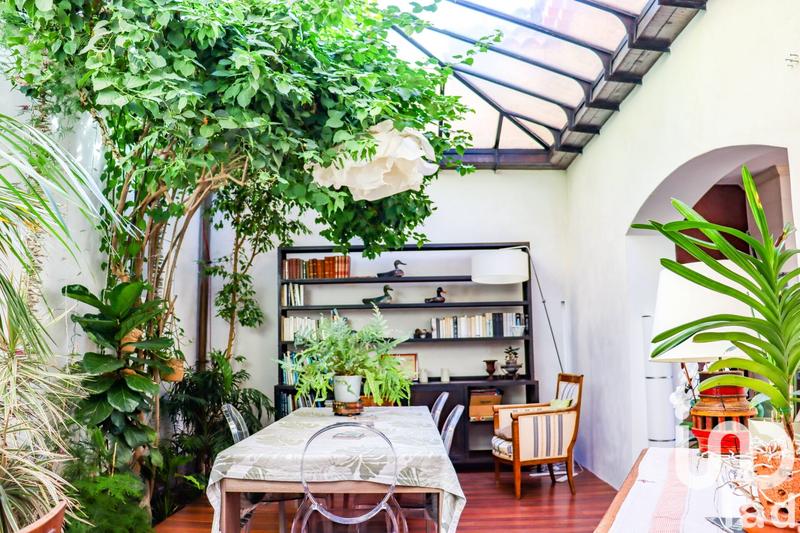 Maison de maîtres - 271 m² - 8 pièces